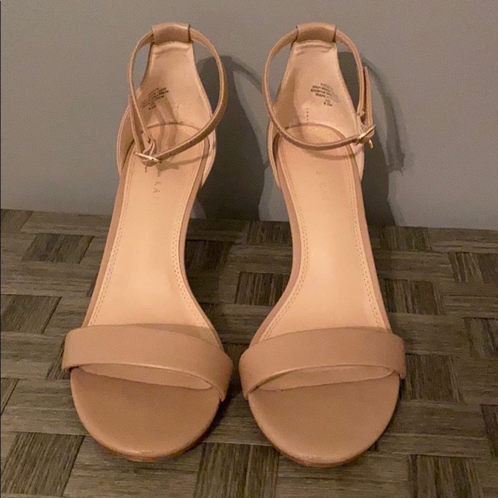 Kelly & Katie Nude Shoe - 8.5